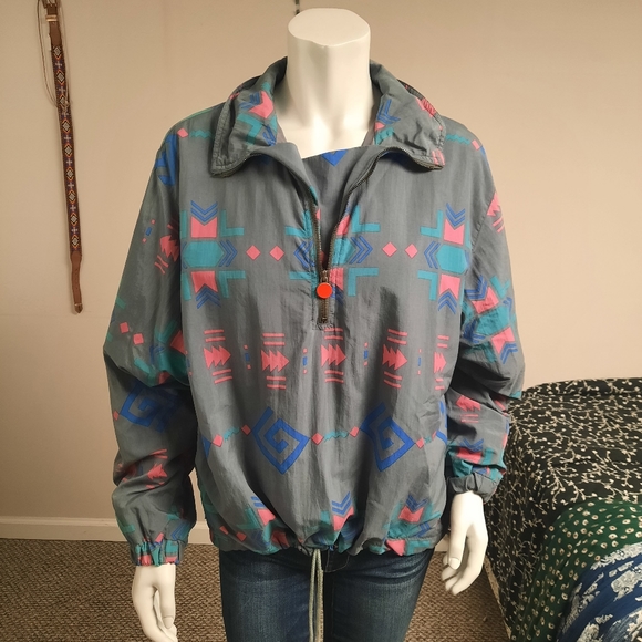 Mistral Pullover - Picture 5 of 10